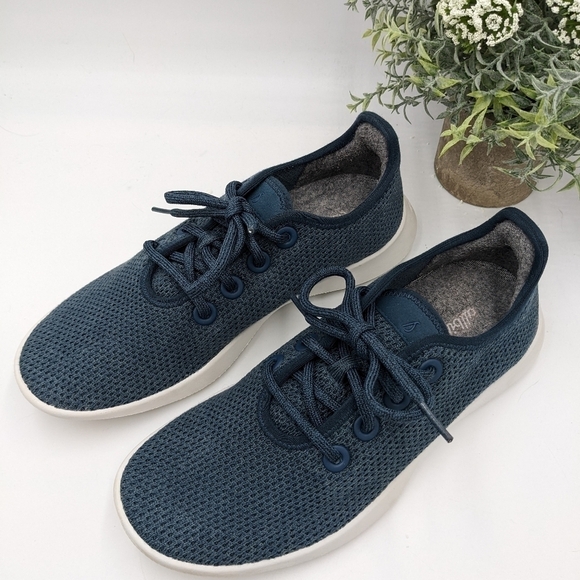 Women's Allbirds Tree Runners Sneaker Shoes Size W8 Navy White Sole Everyday - Picture 2 of 11